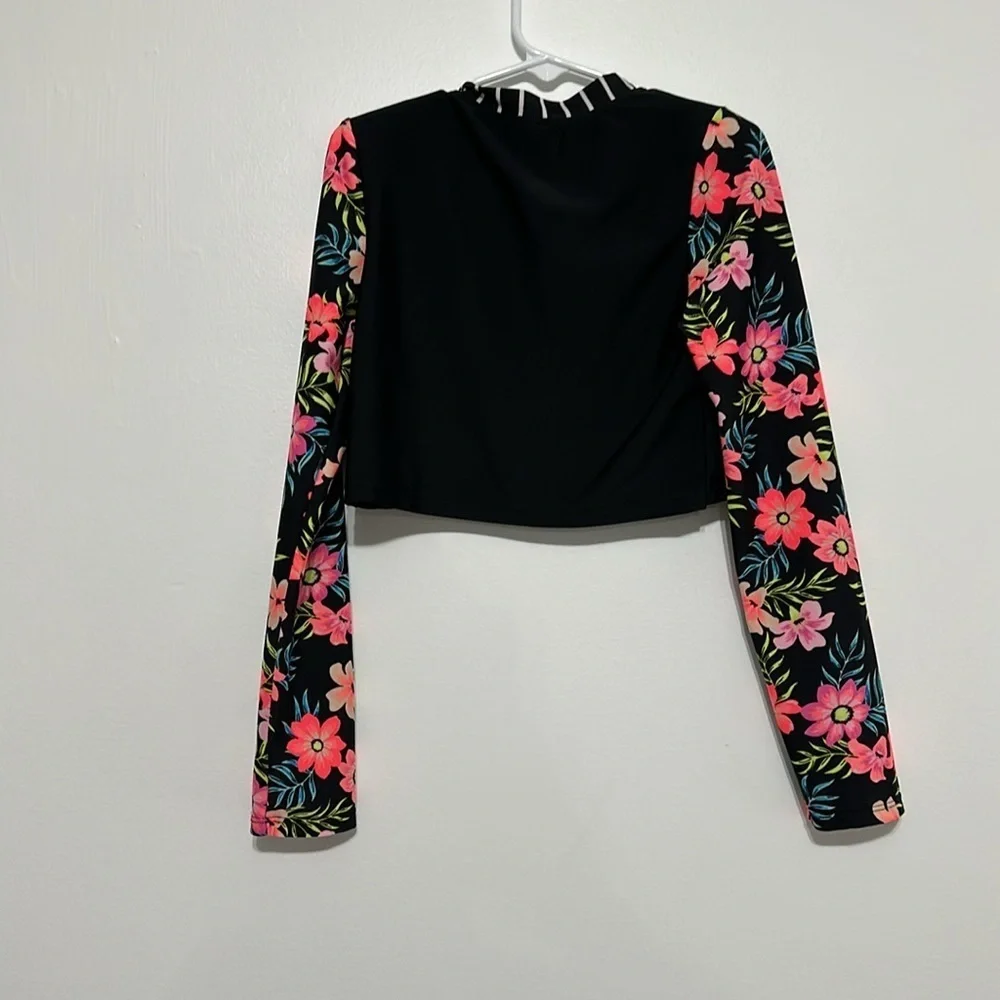 ART CLASS crop top swim shirt​​​
